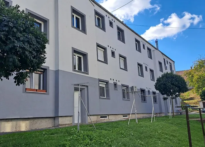 Kucko Apartament *